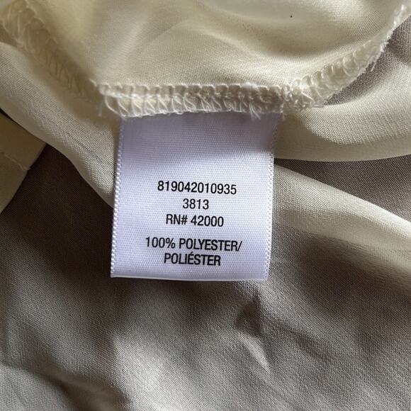 Bongo Jr Size M Cream Chiffon Sleeveless Blouse - Picture 8 of 9